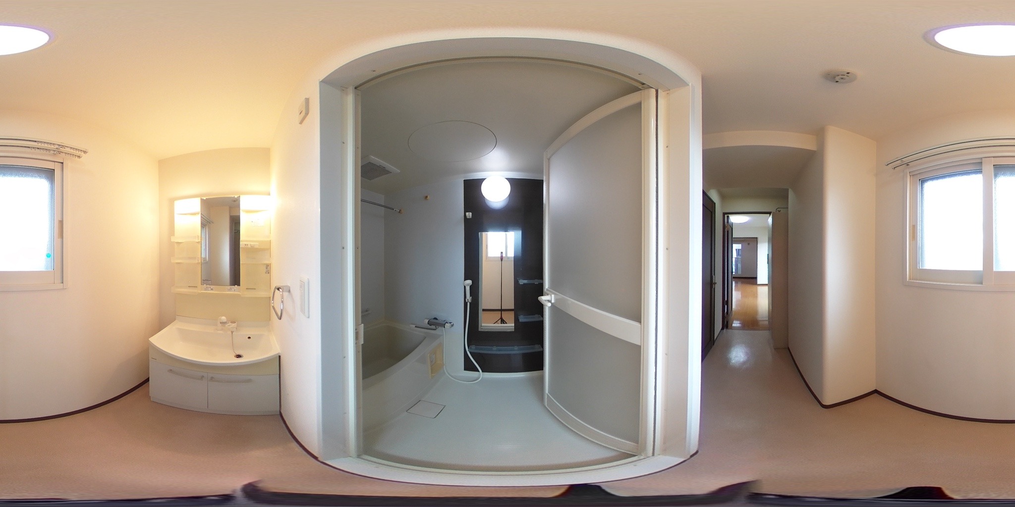 バス・シャワールーム