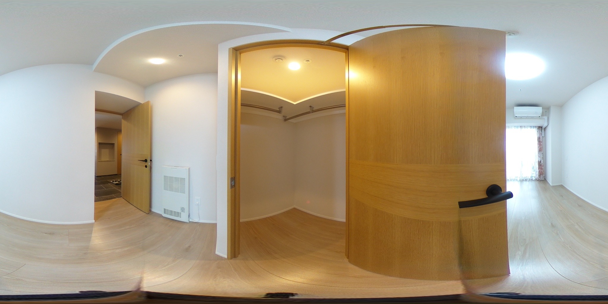 ウォークインクローゼット