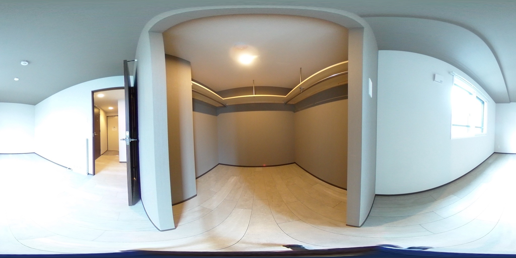 ウォークインクローゼット