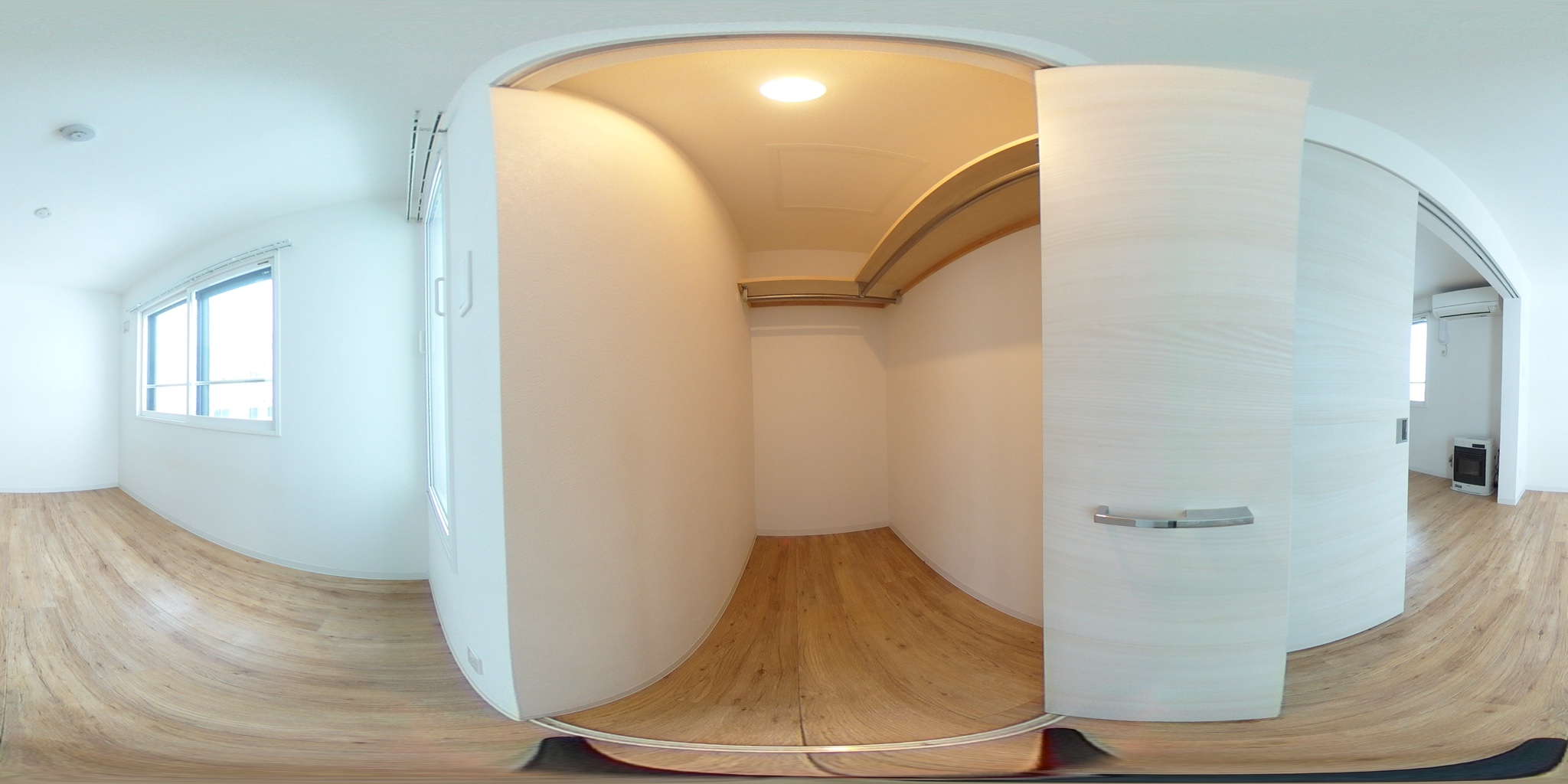 ウォークインクローゼット