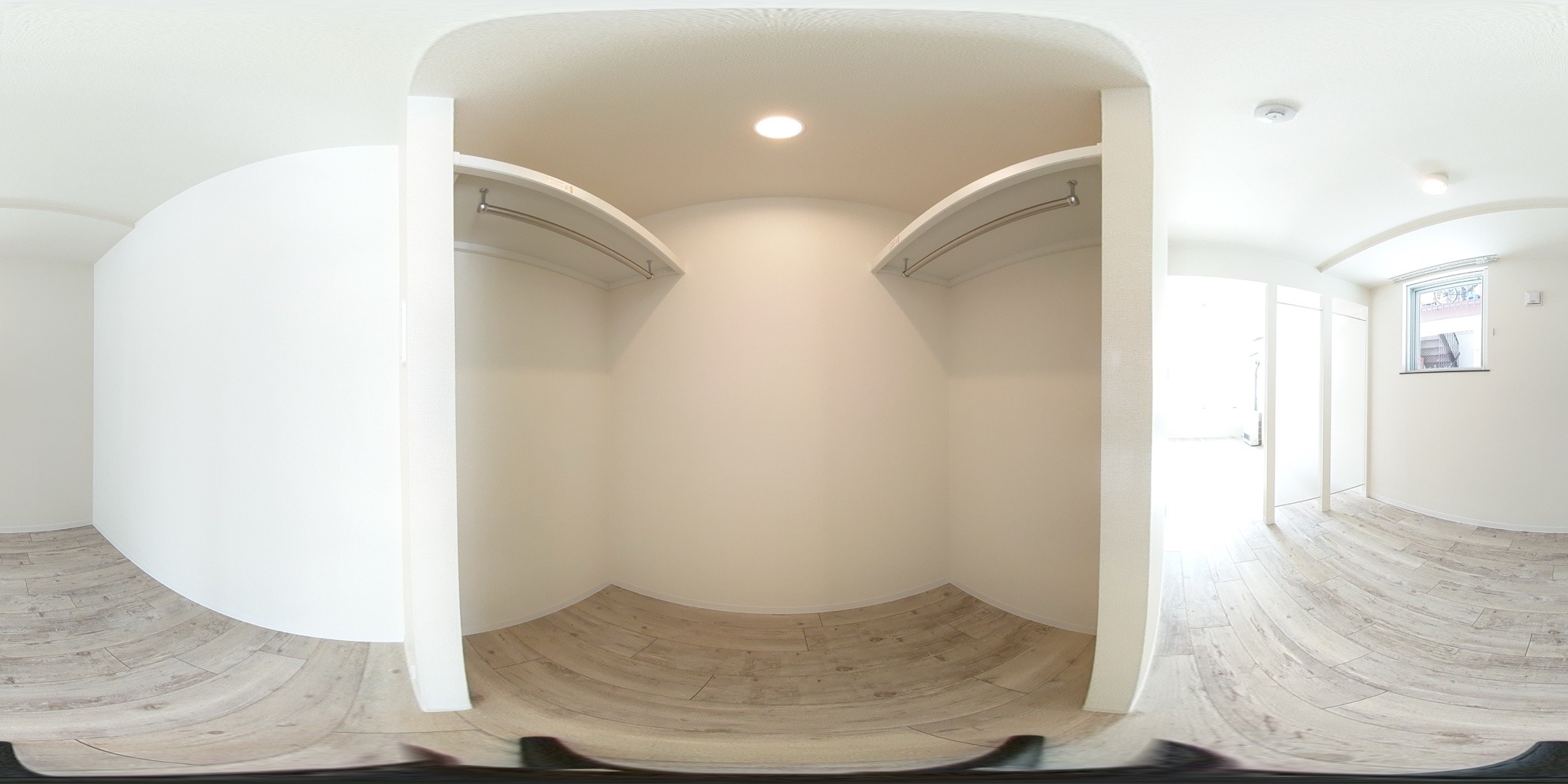 ウォークインクローゼット