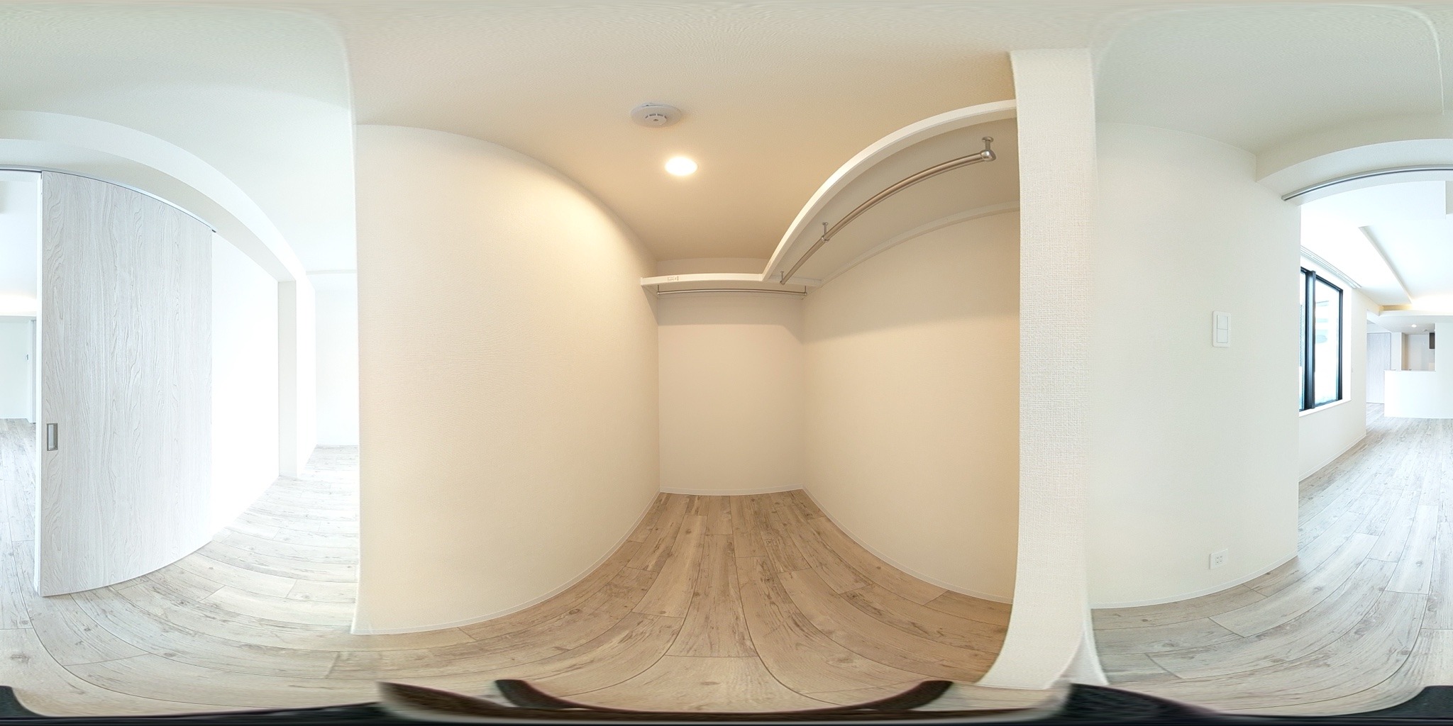 ウォークインクローゼット