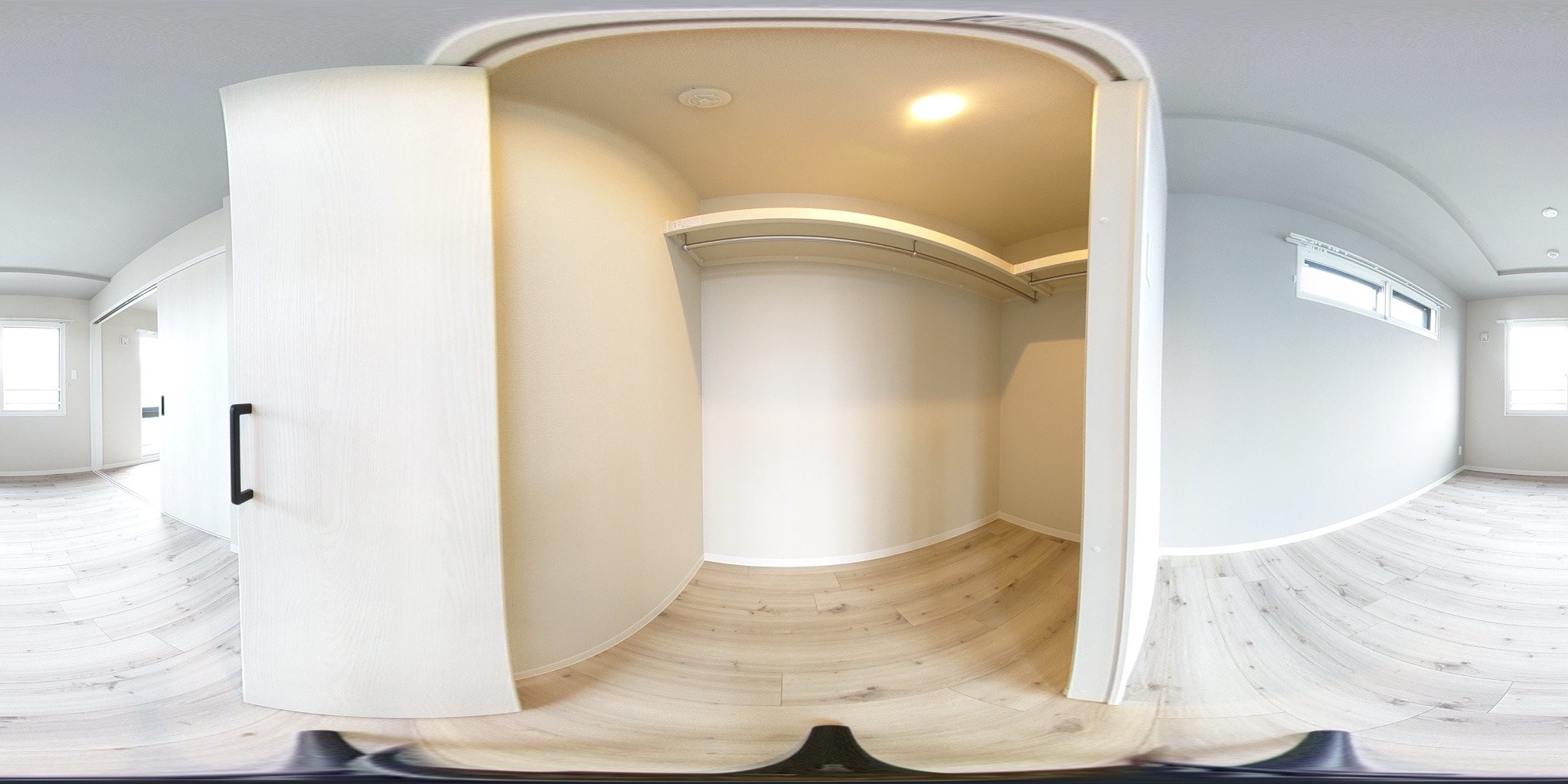 ウォークインクローゼット