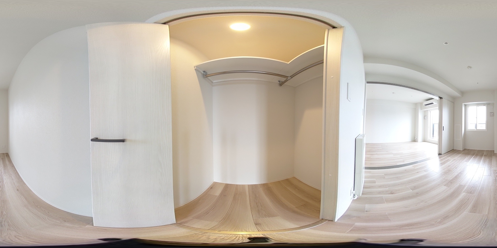 ウォークインクローゼット