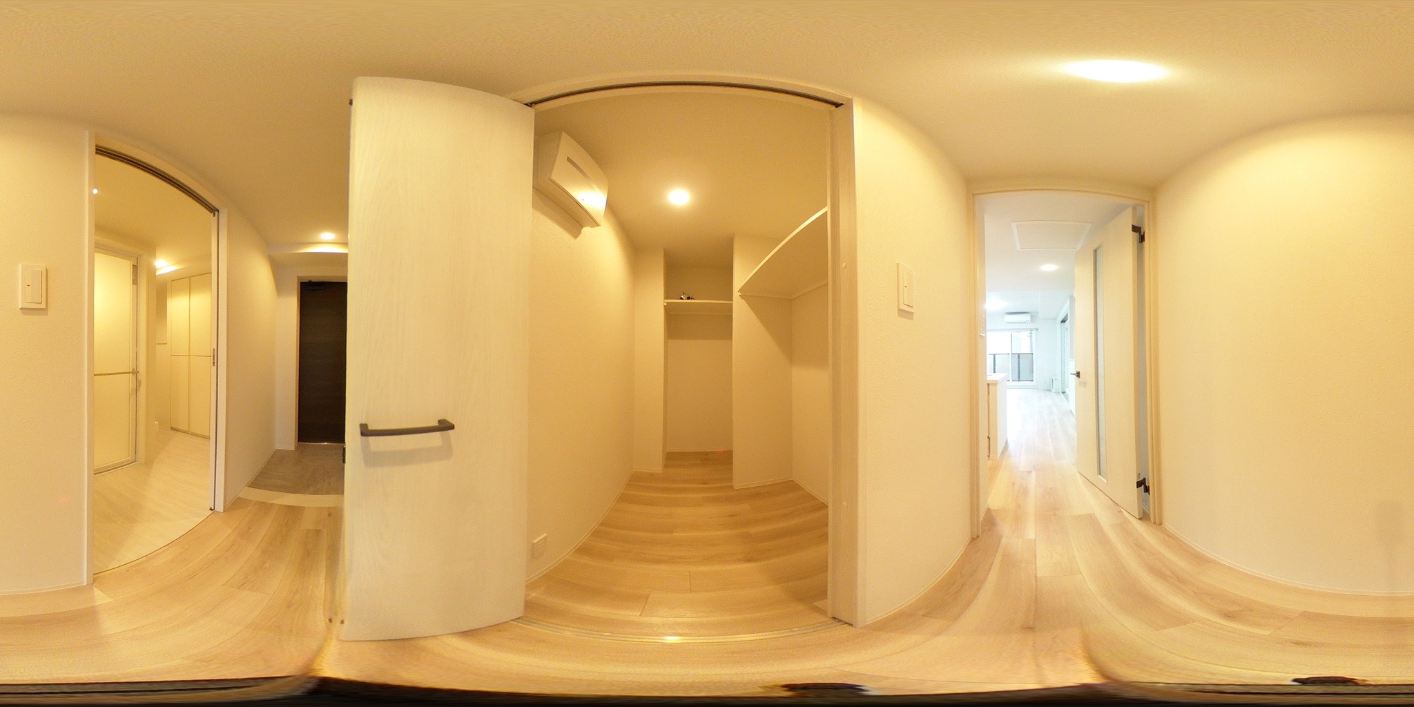 ウォークインクローゼット