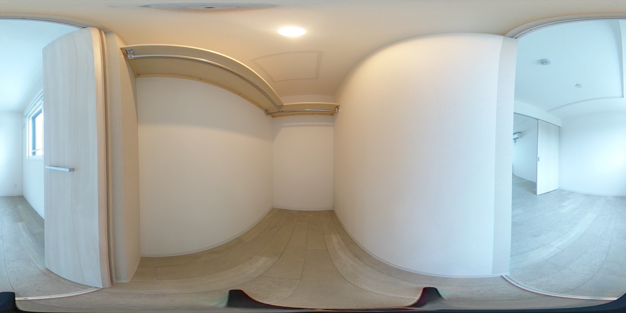 ウォークインクローゼット