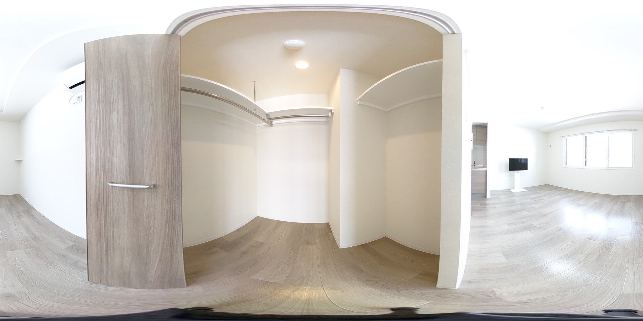 ウォークインクローゼット