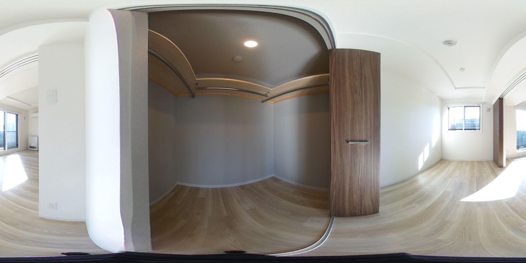 ウォークインクローゼット