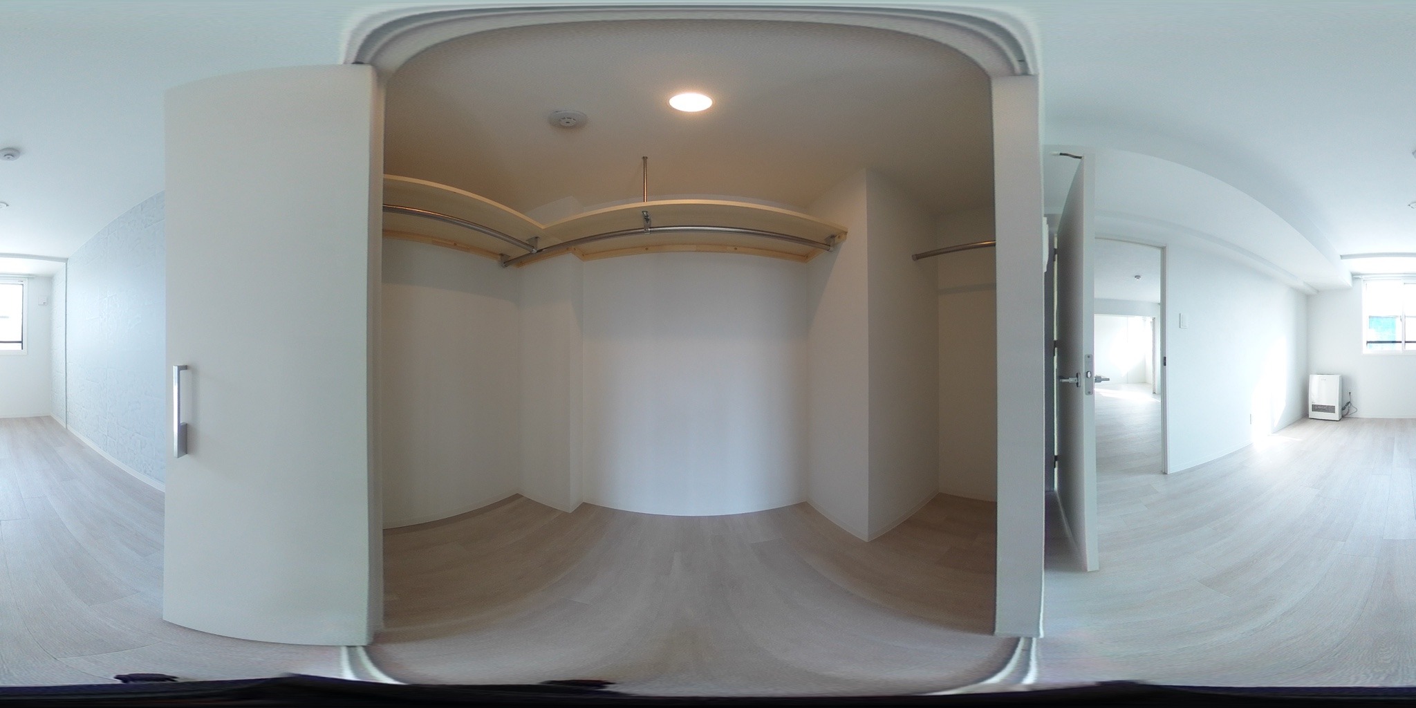 ウォークインクローゼット