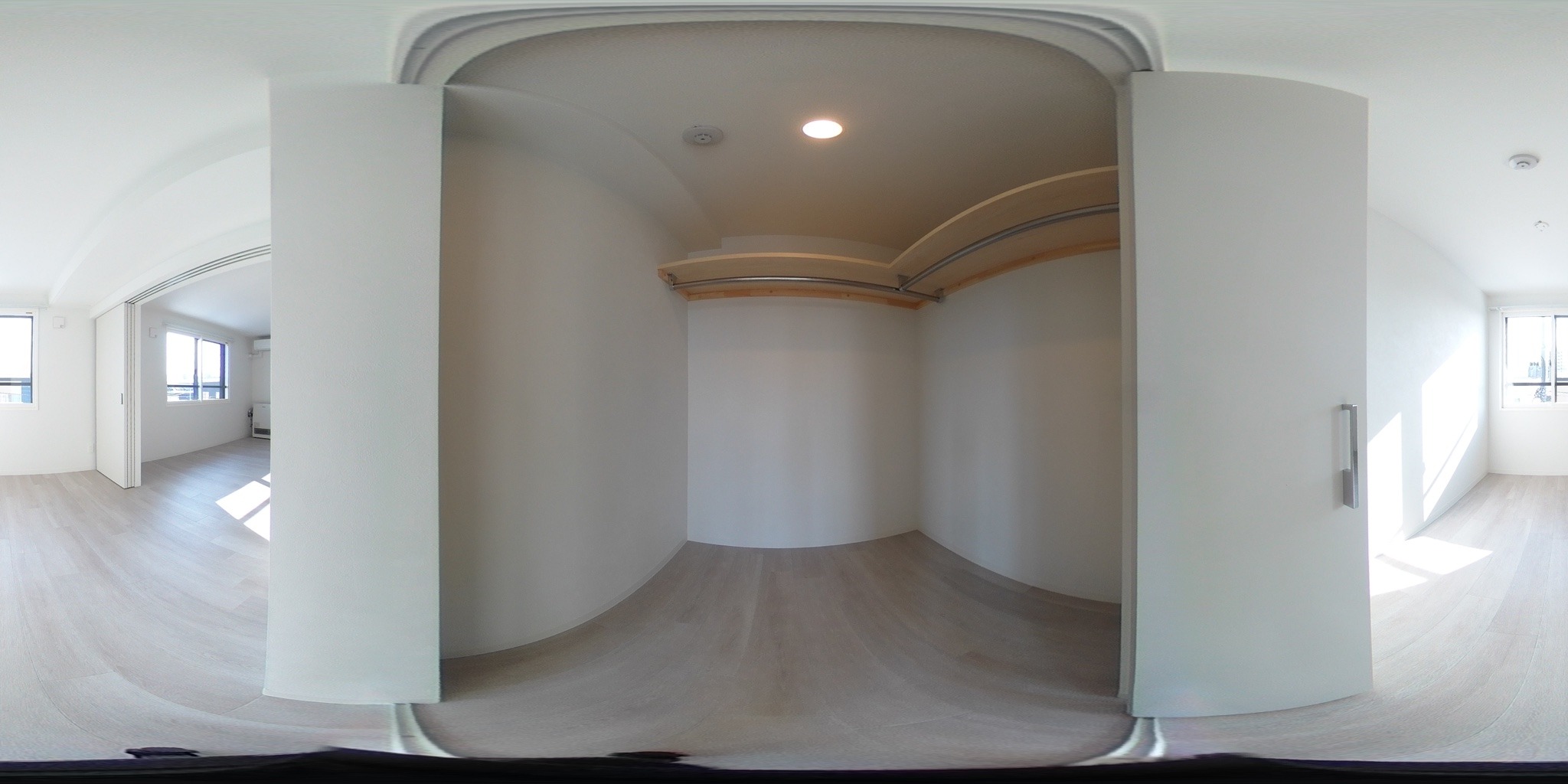 ウォークインクローゼット