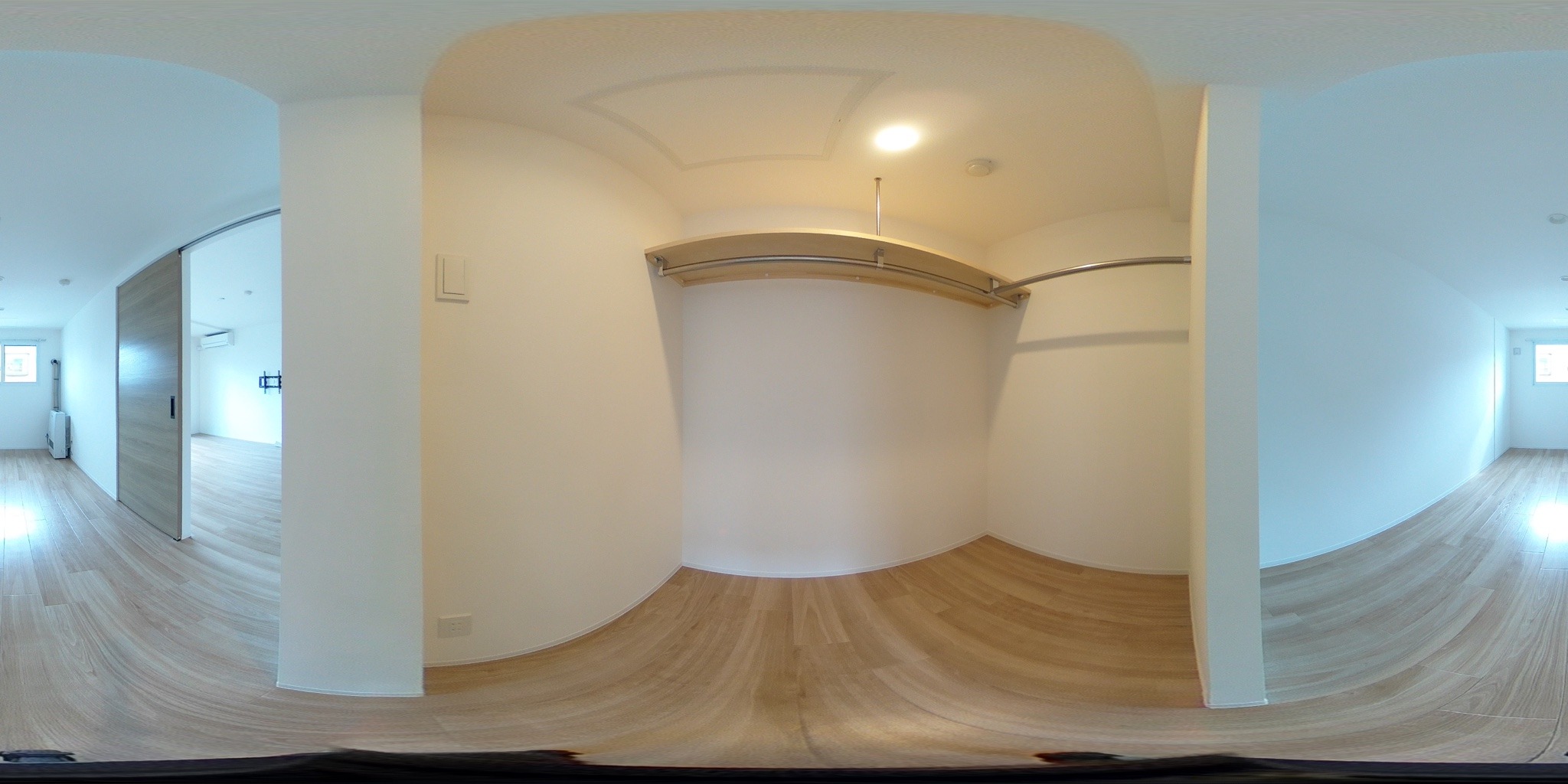 ウォークインクローゼット