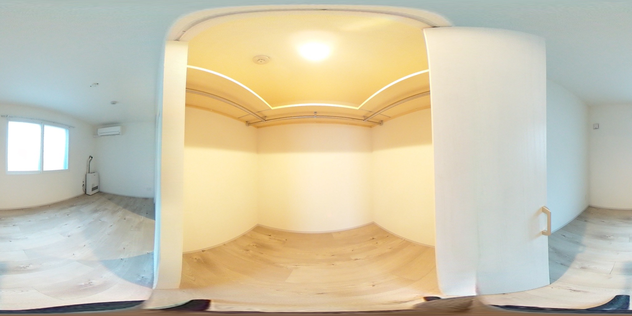 ウォークインクローゼット