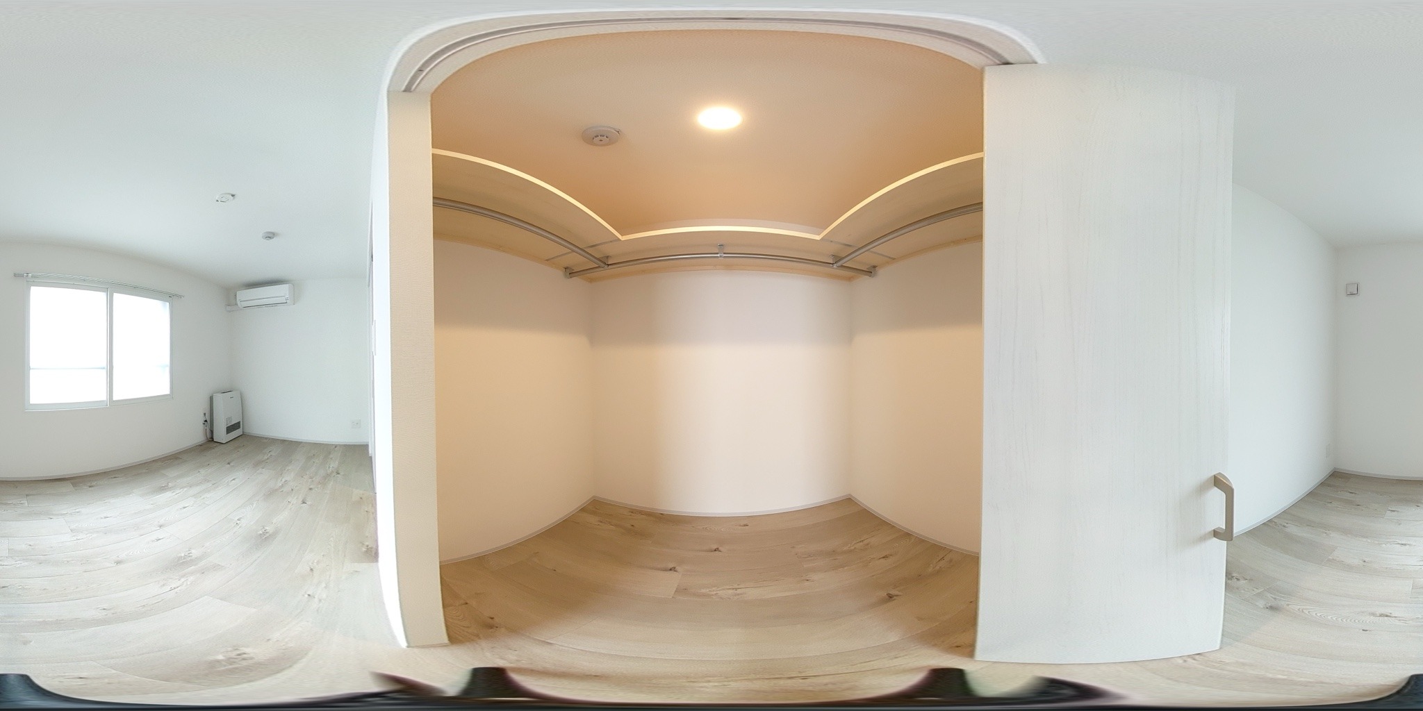 ウォークインクローゼット