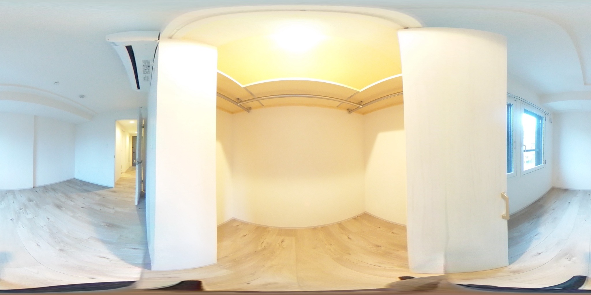 ウォークインクローゼット