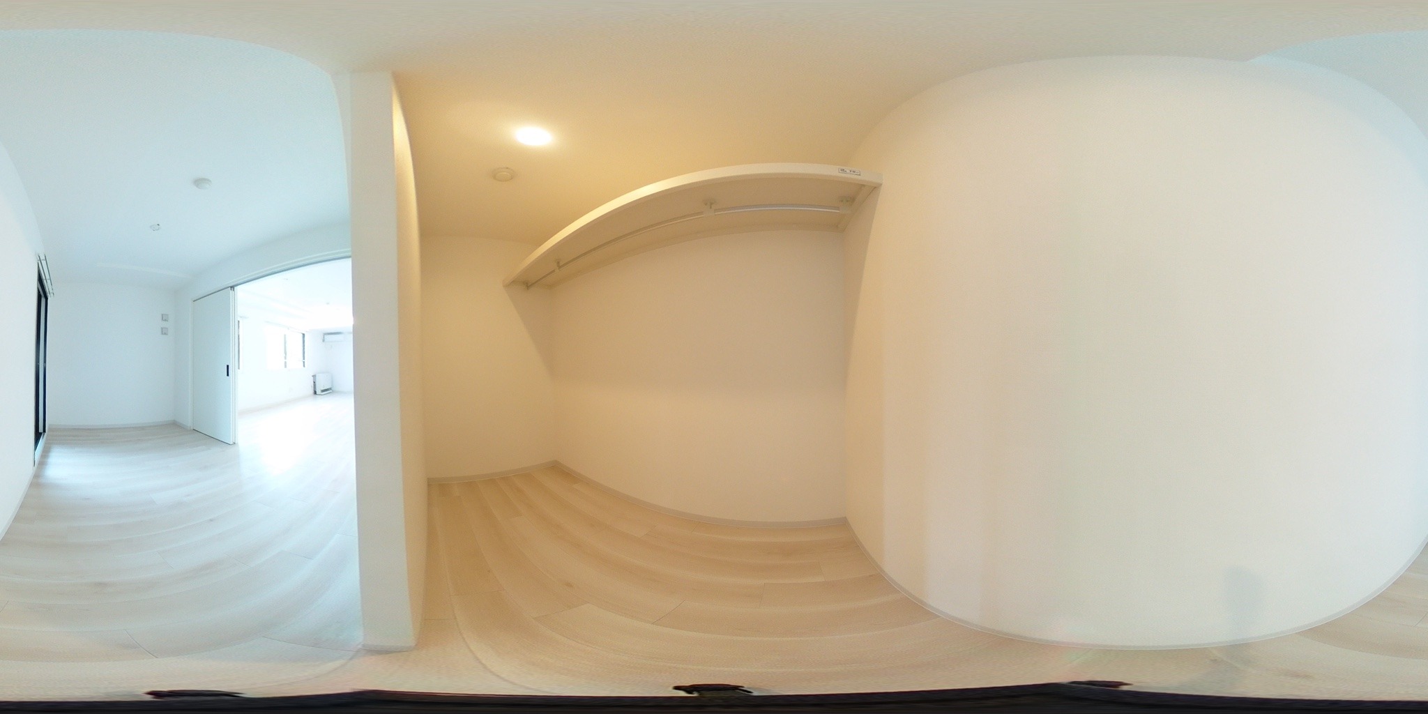 ウォークインクローゼット