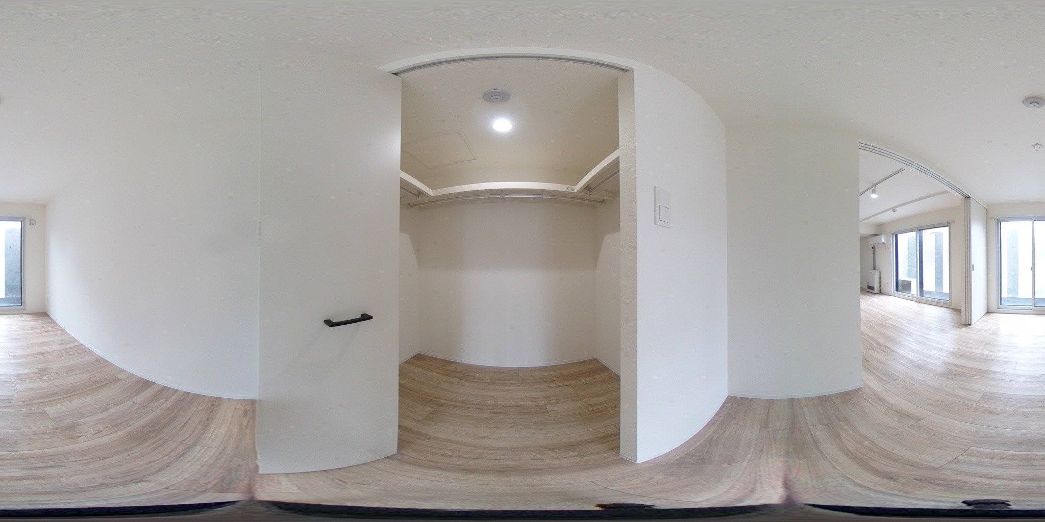 ウォークインクローゼット