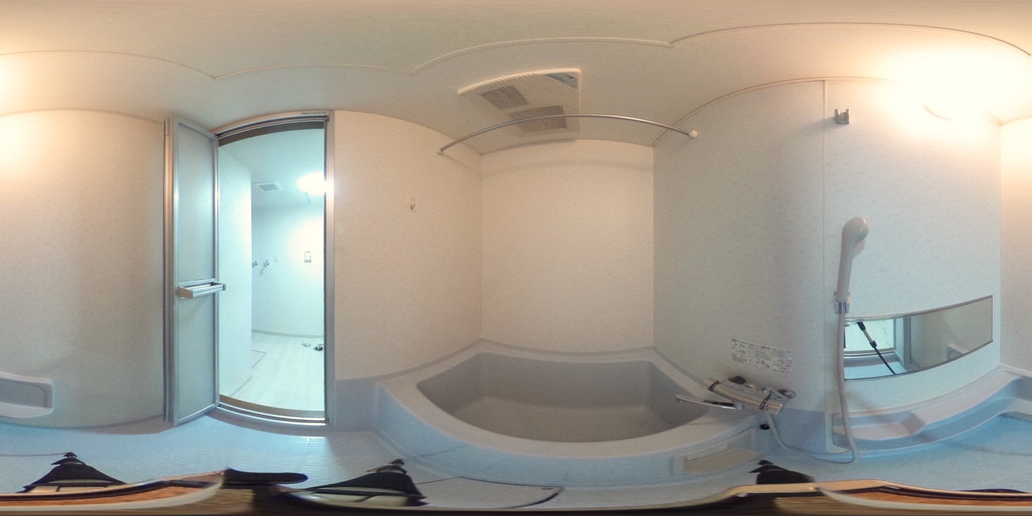 バス・シャワールーム