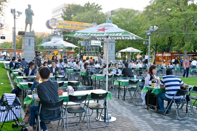 緑あふれる大通公園から、札幌の季節のイベントを愉しむ