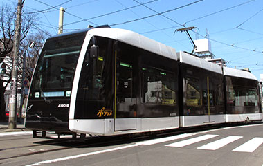 市電資生館小学校前停留場徒歩4分