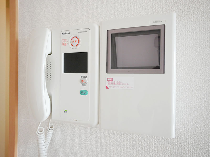 インターホン