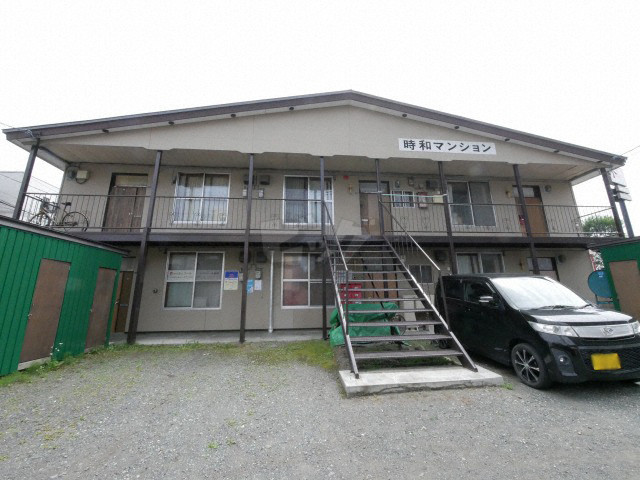 札幌市白石区南郷通１８丁目のテナント