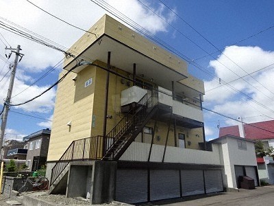 江別市大麻泉町１２−１５のテナント