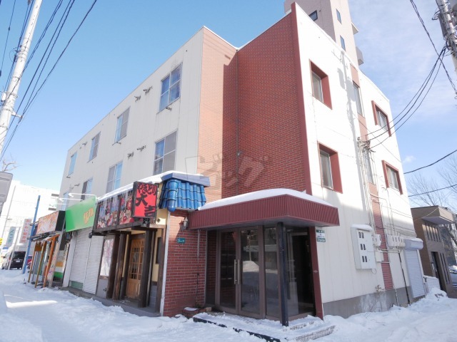 札幌市北区北３２条西４丁目のテナント