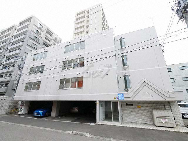 札幌市北区北１４条西１丁目のテナント