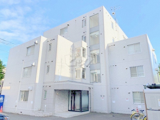 札幌市白石区栄通２０丁目のテナント