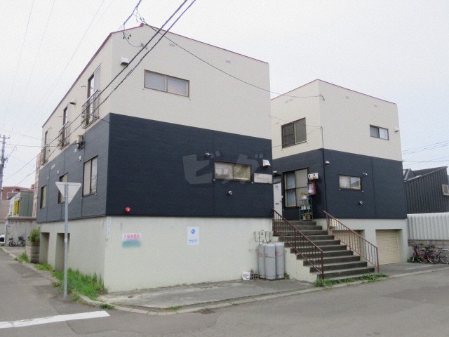 札幌市北区麻生町４丁目のテナント