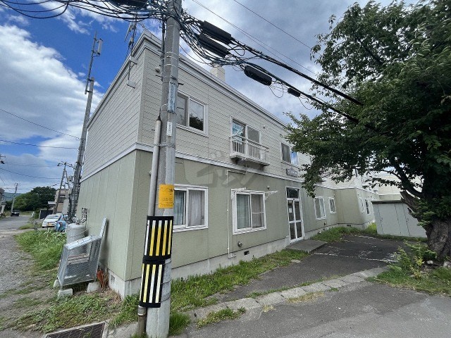 横扉・中扉付き】【ヒンジ弱りあり】保冷コンテナ 長さ約602cm×幅225cm