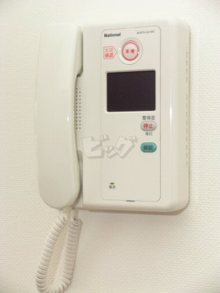 インターホン