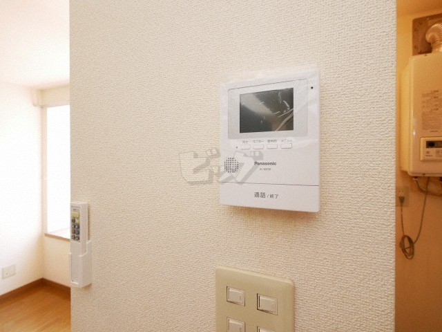 インターホン