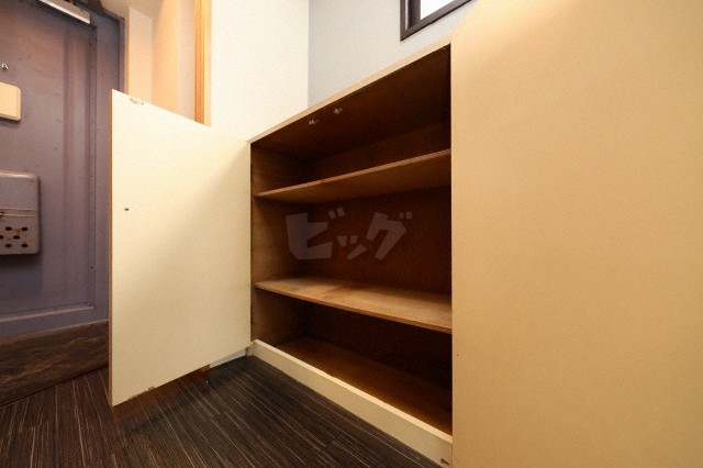 玄関収納