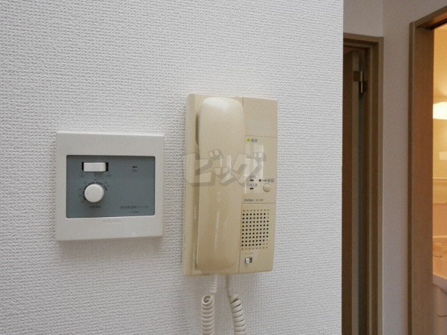 インターホン