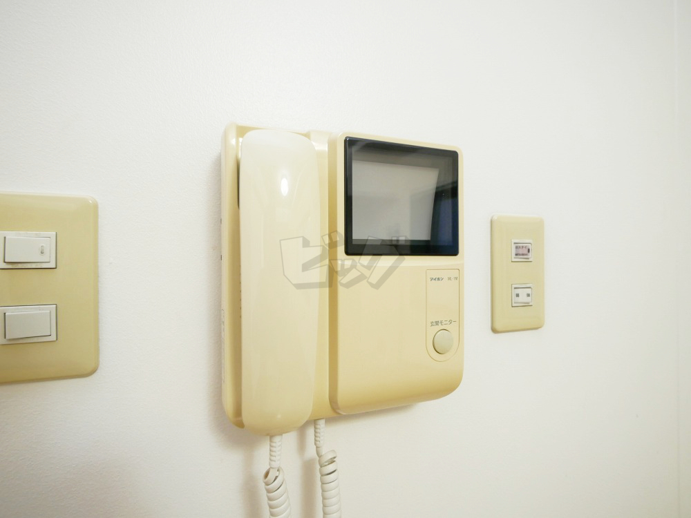 インターホン