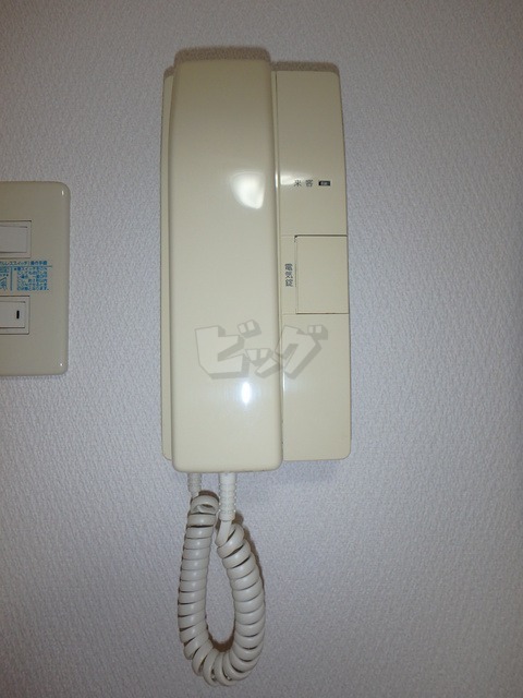 インターホン