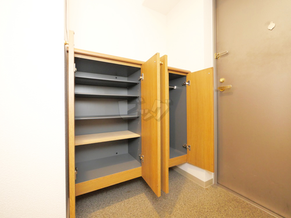 玄関収納