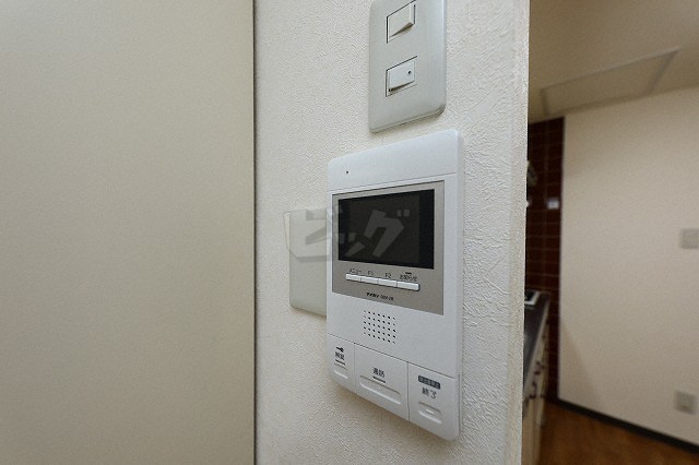 インターホン