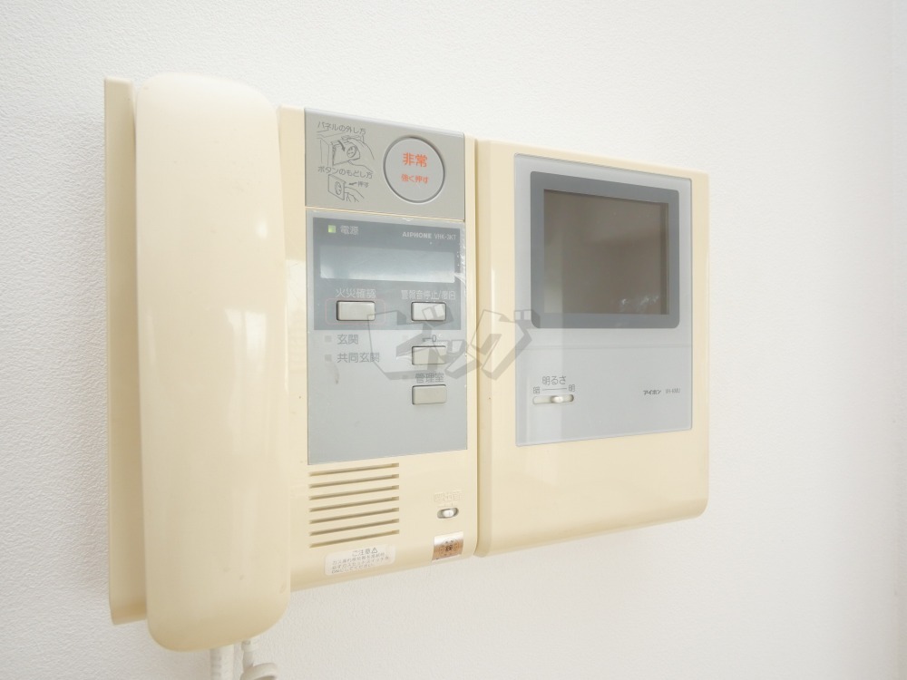 インターホン