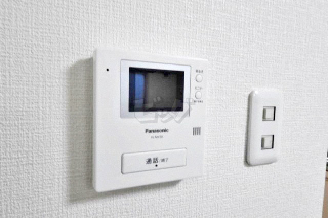 インターホン