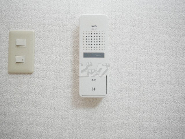 インターホン