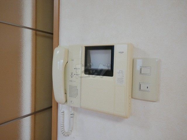 インターホン