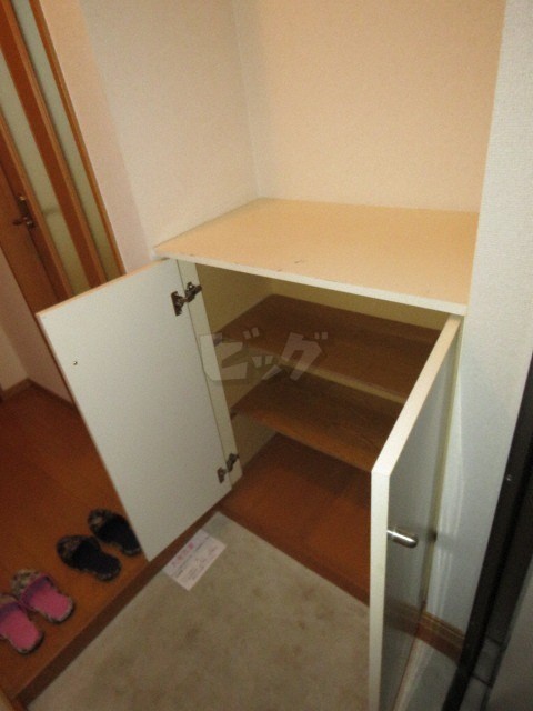 玄関収納