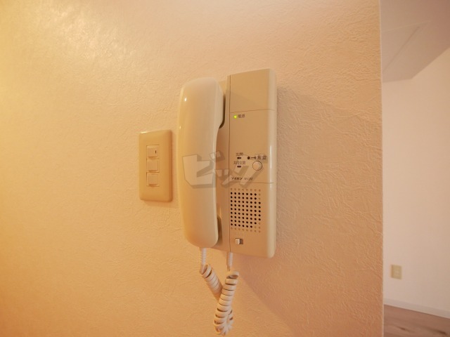 インターホン