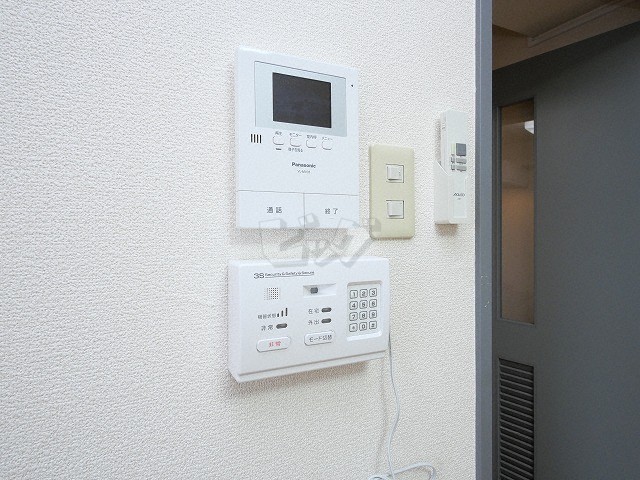インターホン