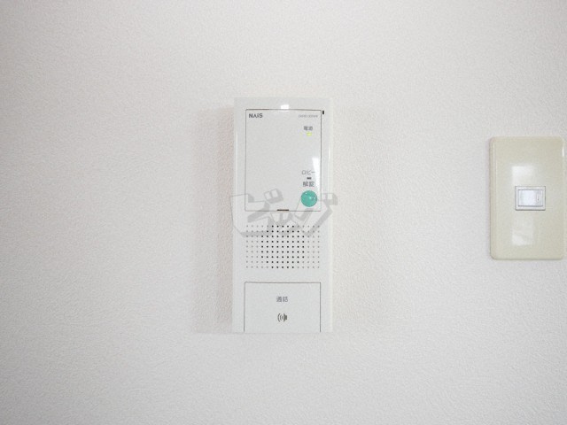 インターホン