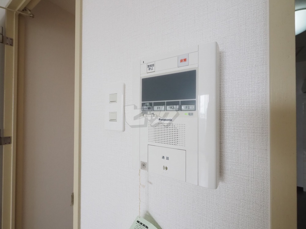 インターホン