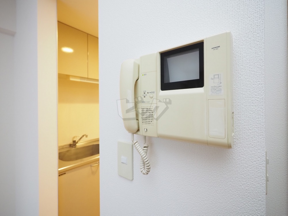 インターホン
