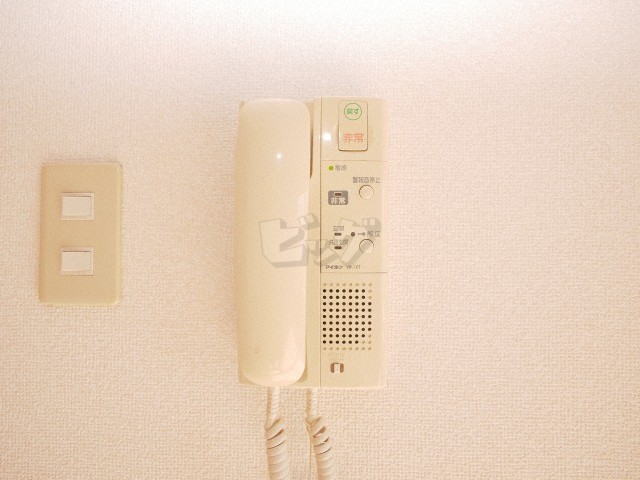 インターホン